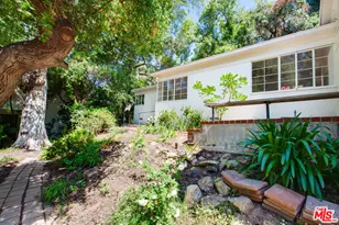 10321 Chrysanthemum Ln, Los Angeles, CA 90077 - Photo 1