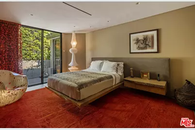 1087 Moraga Dr, Los Angeles, CA 90049 - Photo 23