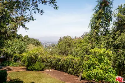 3375 Coldwater Canyon Ave, Studio City, CA 91604 - Photo 35