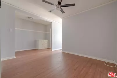406 S Grevillea Ave, Inglewood, CA 90301 - Photo 13