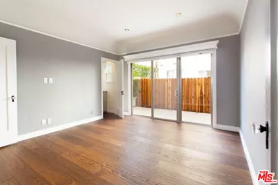 153 N Arnaz Dr, Beverly Hills, CA 90211 - Photo 19