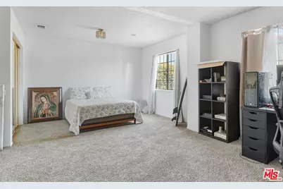 7637 Brunache St, Downey, CA 90242 - Photo 11