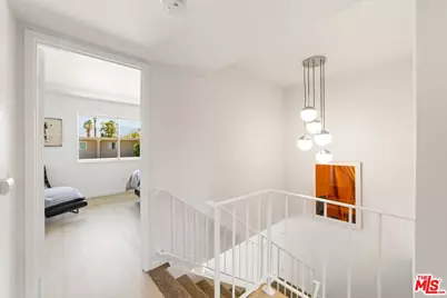 2252 N Indian Canyon Dr #E, Palm Springs, CA 92262 - Photo 13