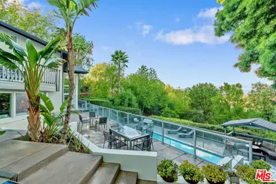 4854 Brewster Dr, Tarzana, CA 91356 - Photo 49