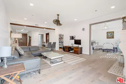 125 N Gale Dr #205, Beverly Hills, CA 90211 - Photo 5