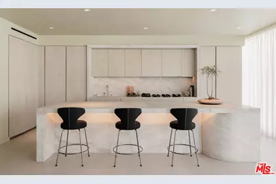9200 Wilshire Blvd #202W, Beverly Hills, CA 90212 - Photo 3