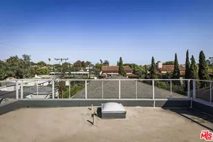 1017 Pearl St, Santa Monica, CA 90405 - Photo 33
