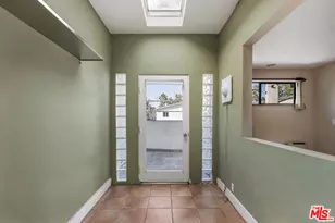 1017 Pearl St, Santa Monica, CA 90405 - Photo 15