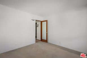 1017 Pearl St, Santa Monica, CA 90405 - Photo 25