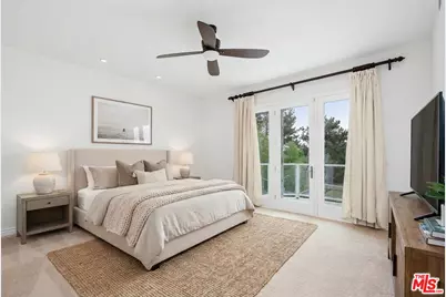 2042 Palisades Dr, Pacific Palisades, CA 90272 - Photo 11