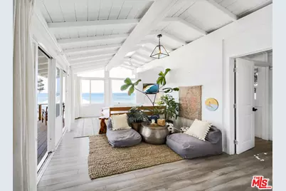 21030 Pacific Coast Hwy, Malibu, CA 90265 - Photo 39