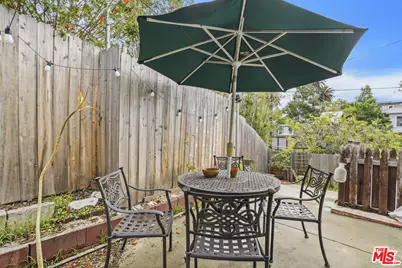 1811 Effie St, Los Angeles, CA 90026 - Photo 35