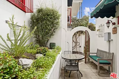 1811 Effie St, Los Angeles, CA 90026 - Photo 27