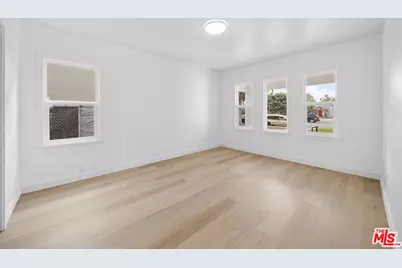 1558 Hauser Blvd, Los Angeles, CA 90019 - Photo 17
