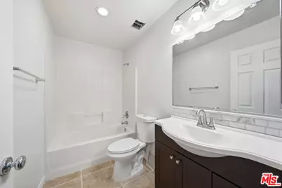 25715 Wagner Way #B, Stevenson Ranch, CA 91381 - Photo 23