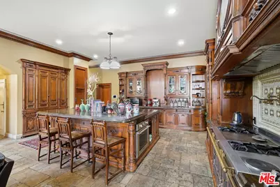 455 Lorraine Blvd, Los Angeles, CA 90020 - Photo 15