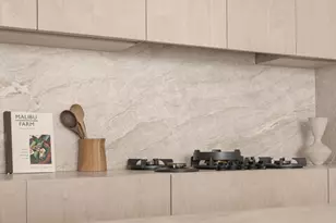 9200 Wilshire Blvd, Beverly Hills, CA 90212 - Photo 5