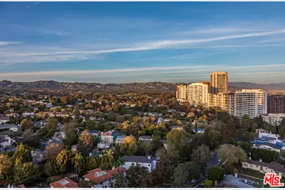 10727 Wilshire Blvd #1702, Los Angeles, CA 90024 - Photo 33