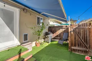 11138 Aqua Vista St, Studio City, CA 91602 - Photo 21