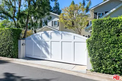 655 N Faring Rd, Los Angeles, CA 90077 - Photo 3