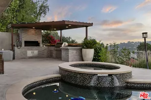 2427 Flintridge Dr, Glendale, CA 91206 - Photo 69