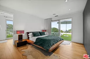 2402 Carman Crest Dr, Los Angeles, CA 90068 - Photo 25