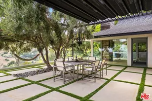 2402 Carman Crest Dr, Los Angeles, CA 90068 - Photo 19