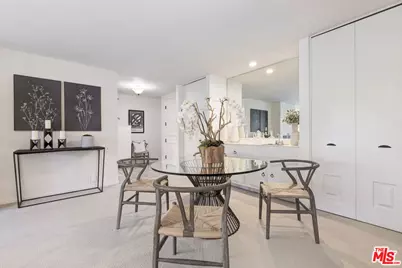 809 S Bundy Dr #214, Los Angeles, CA 90049 - Photo 9