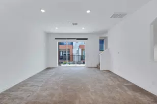 27009 Hummingbird Ln, Valencia, CA 91381 - Photo 11