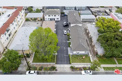 240 E Providencia Ave, Burbank, CA 91502 - Photo 5