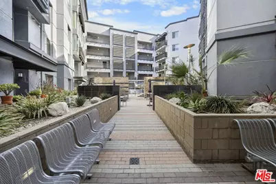 629 Traction Ave #609, Los Angeles, CA 90013 - Photo 29