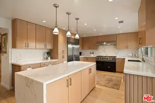 4807 Brewster Dr, Tarzana, CA 91356 - Photo 21