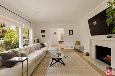 6448 Peach Ave, Van Nuys, CA 91406 - Photo 3