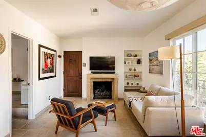 6823 Iris Cir, Los Angeles, CA 90068 - Photo 31