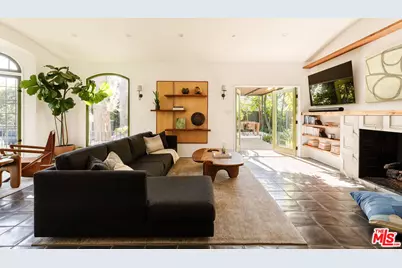 6823 Iris Cir, Los Angeles, CA 90068 - Photo 5