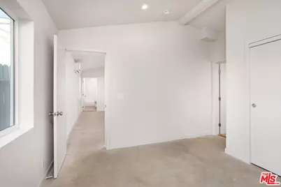 126 Franklin Ct, Glendale, CA 91205 - Photo 37