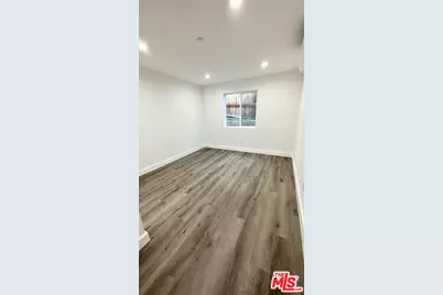 1337 S Hudson Ave, Los Angeles, CA 90019 - Photo 31