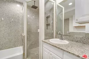 7231 Vanalden Ave, Reseda, CA 91335 - Photo 19