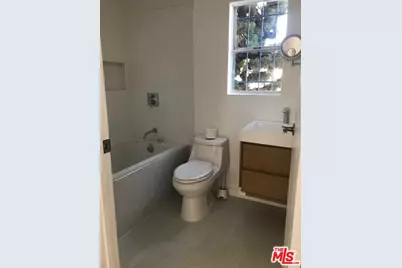 409 Westminster Ave, Venice, CA 90291 - Photo 27