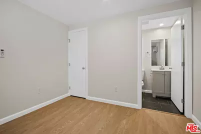 2370 Lime Ave, Long Beach, CA 90806 - Photo 17