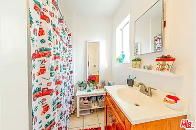 1618 S Burnside Ave, Los Angeles, CA 90019 - Photo 19