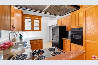 5320 W 57th St, Los Angeles, CA 90056 - Photo 9