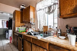 6033 Clarkson Ave, Maywood, CA 90270 - Photo 11