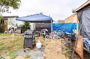 6033 Clarkson Ave, Maywood, CA 90270 - Photo 21