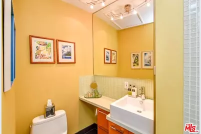 3540 Willowcrest Ave, Studio City, CA 91604 - Photo 13