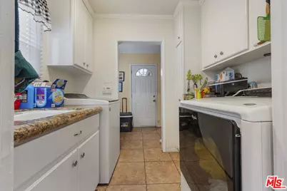3763 Hepburn Ave, Los Angeles, CA 90018 - Photo 21
