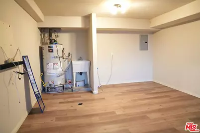 4212 Don Alanis Pl, Los Angeles, CA 90008 - Photo 19