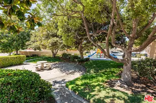 3867 Thorncroft Ln, Inglewood, CA 90305 - Photo 21