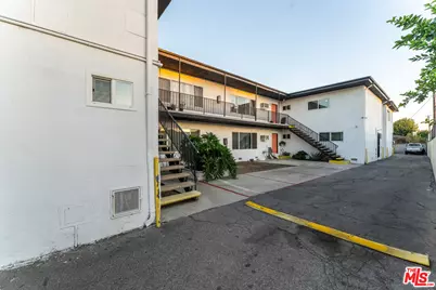 14924 Roscoe Blvd, Panorama City, CA 91402 - Photo 9