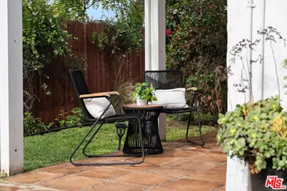 607 W 111th Pl, Los Angeles, CA 90044 - Photo 37